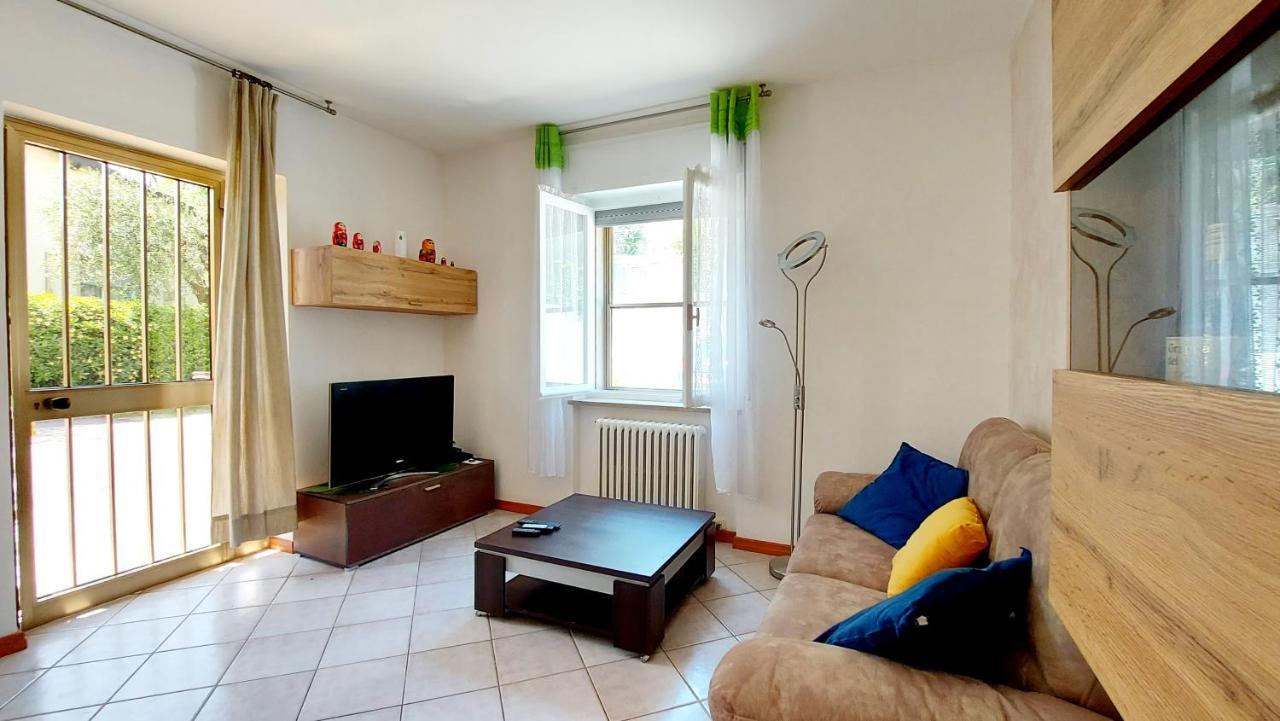 Narcisa Patio Apartment Bardolino Eksteriør bilde