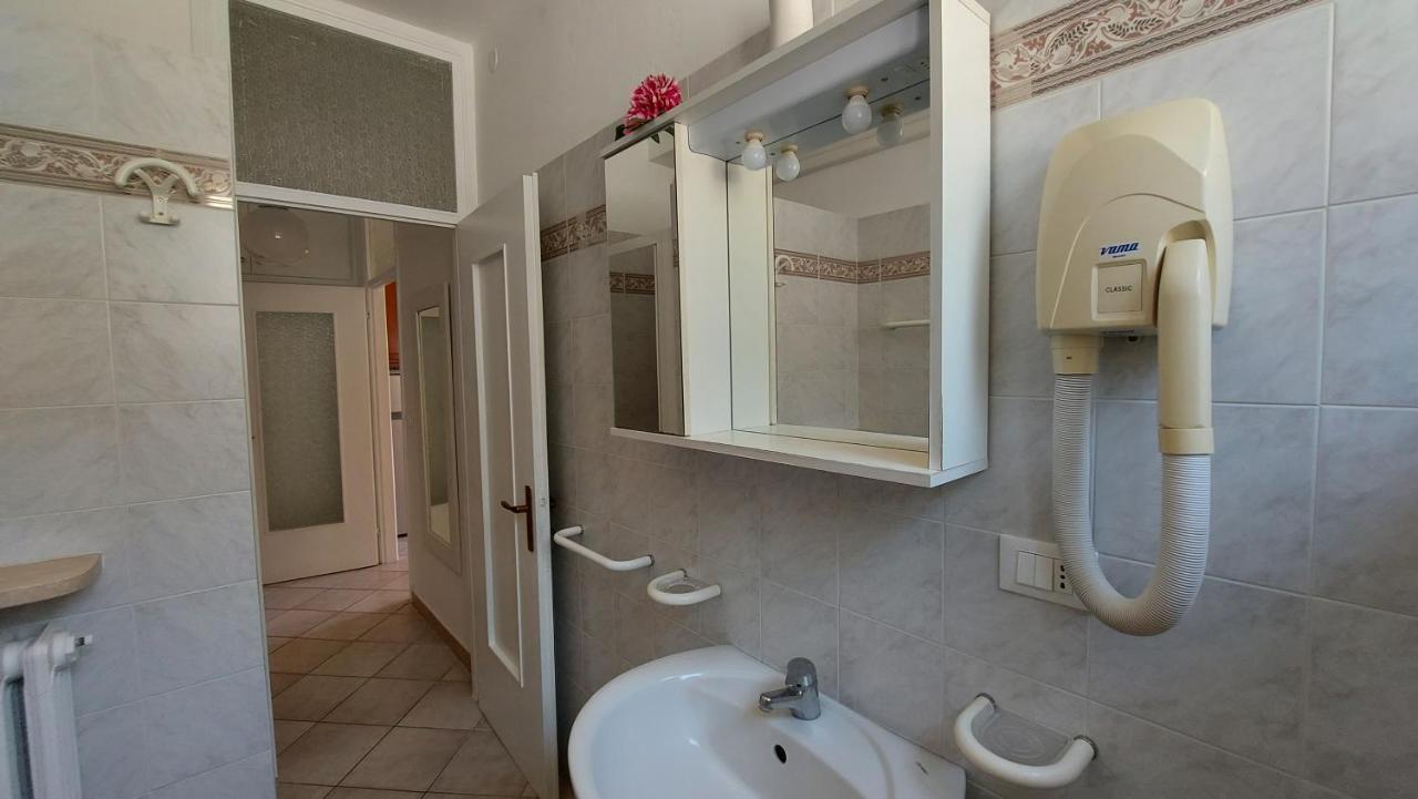 Narcisa Patio Apartment Bardolino Eksteriør bilde